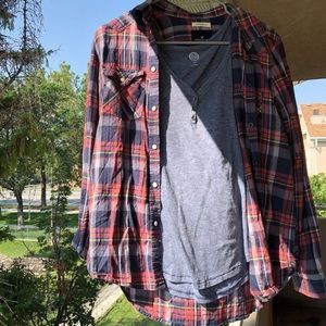 American Eagle boyfriend fit flannel + blue shirt